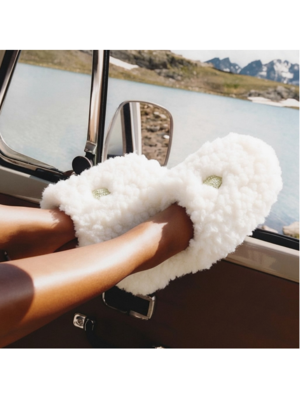 Kurt Geiger Kensington White Faux Fur Slippers Women’s EU 38.5/US 8